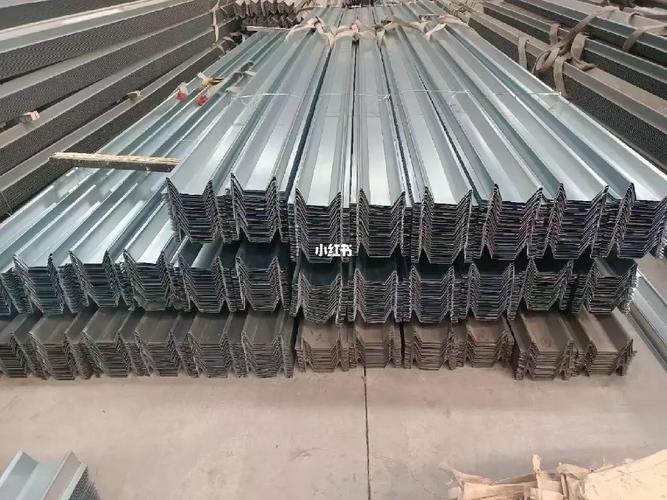 綠色建筑新紀(jì)元 BIPV系統(tǒng)中的光伏支架、防水槽與電纜橋架制造解析